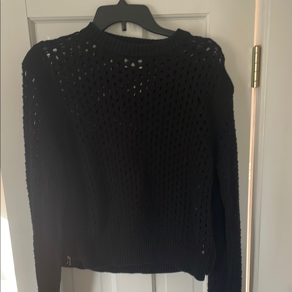 Varley Black Knit Crew Sweater, Hains Knit Crew, size small